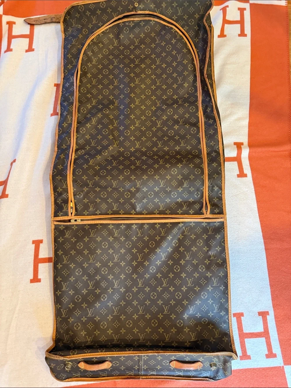 Vintage Louis Vuitton Monogram Garment Bag Tan Leather Trim, Look at Photos